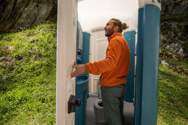 Best Portable restroom trailer rental  in Carter, TX
